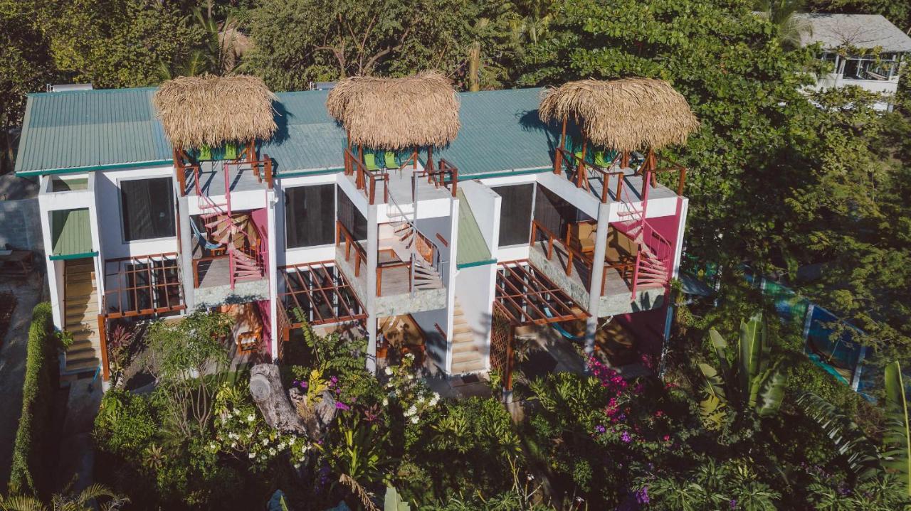 Iluminar Beachfront Suites Nosara Exterior foto