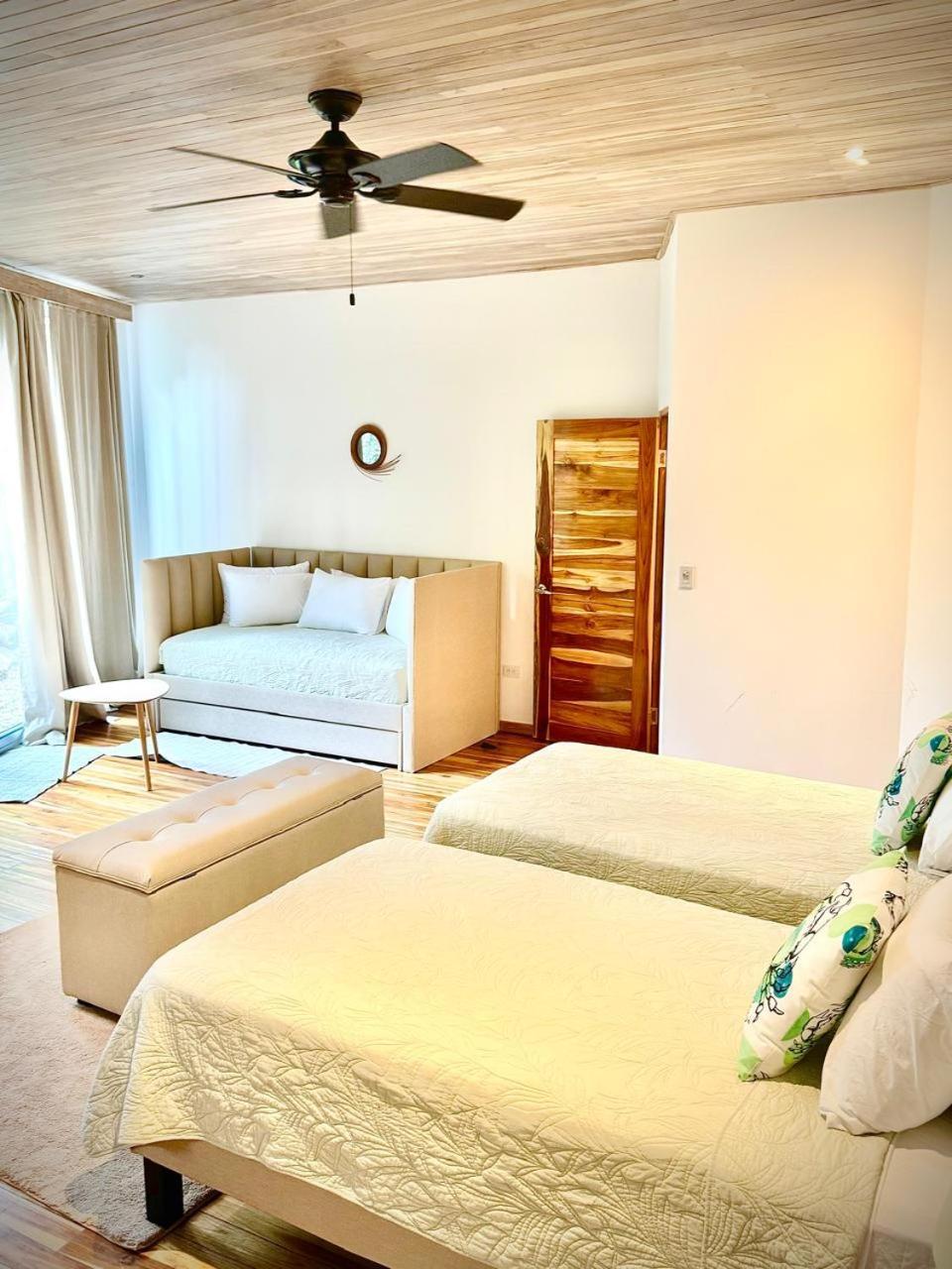 Iluminar Beachfront Suites Nosara Exterior foto